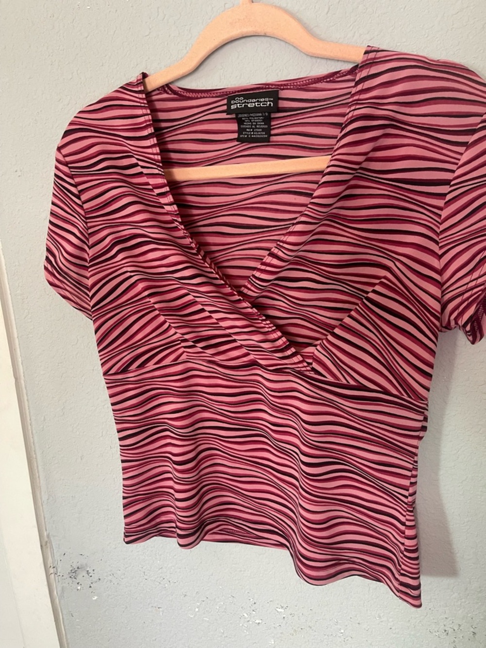 No Boundaries Pink & Black Striped V-Neck Short Sleeve Top